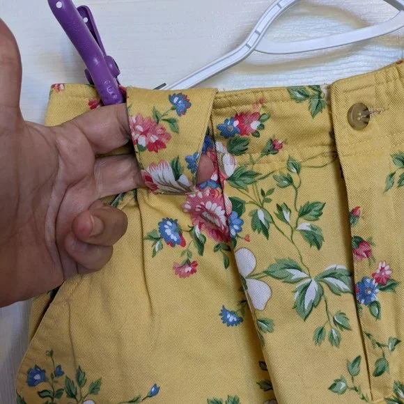 NWT Vintage Yellow FLORAL Shorts!  HIGH QUALITY CONSTRUCTION!  | 6 | Lizsport - Picture 3 of 11